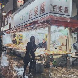 娱乐吃瓜配文,吃瓜群众背后的故事