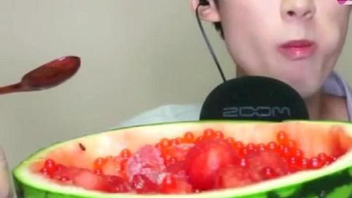 王小盒在线吃瓜,揭秘娱乐圈幕后故事